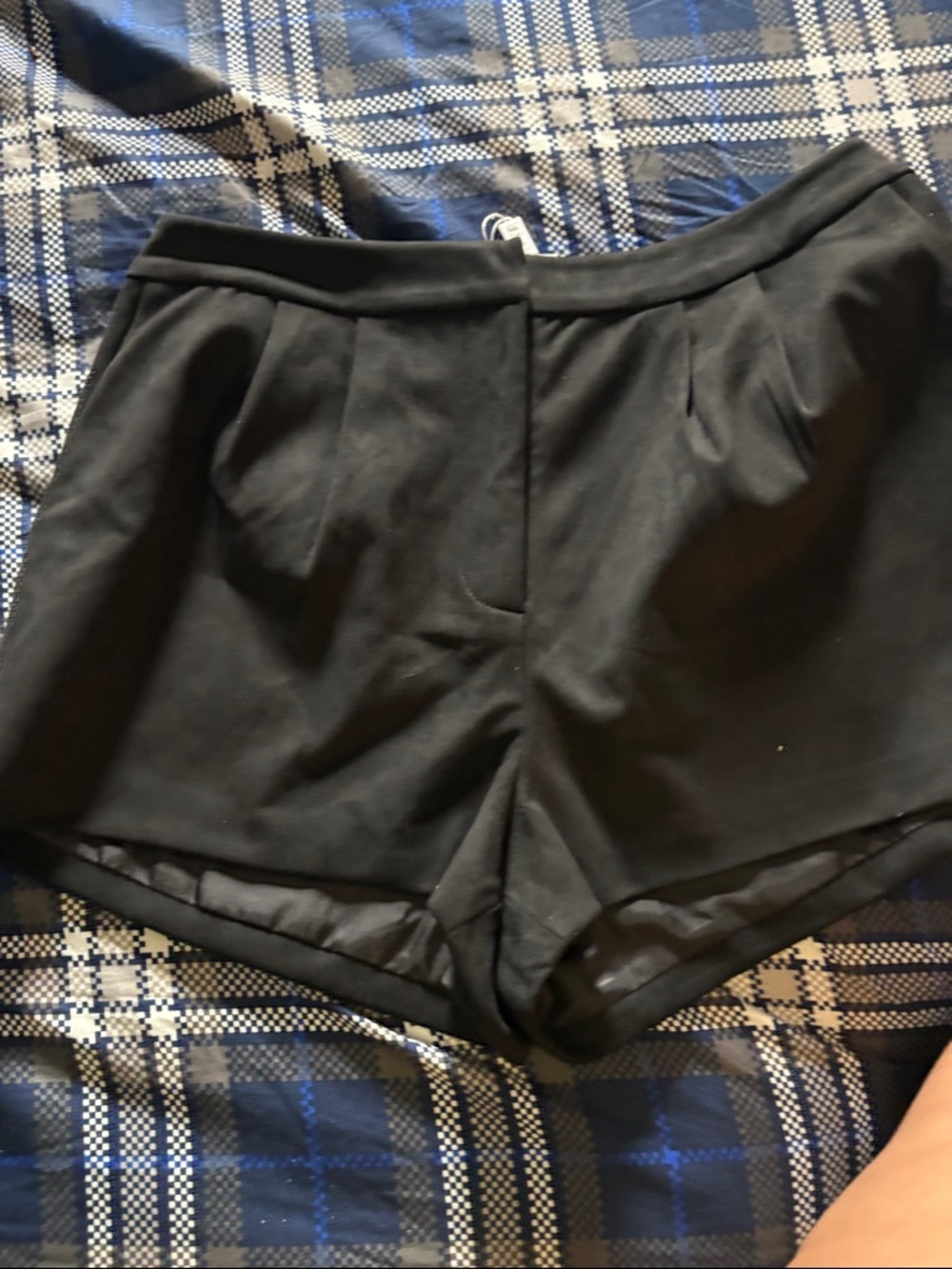 Astr Black High-Waist Tailored Women's Shorts - Picture 2 of 2